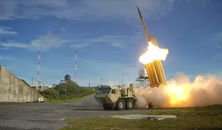 1280px-The_first_of_two_Terminal_High_Altitude_Area_Defense_THAAD_interceptors_is_launched_during_a_successful_intercept_test_-_US_Army_cropped.webp