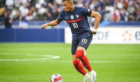 kylian-mbappe-7250181_1280.webp