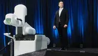 1660px-Elon_Musk_and_the_Neuralink_Future.webp