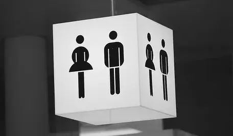 public-toilet-548409_1280.webp