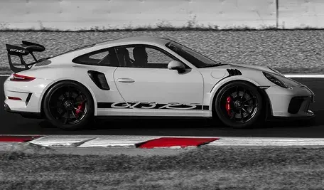 porsche-7188677_1280.webp