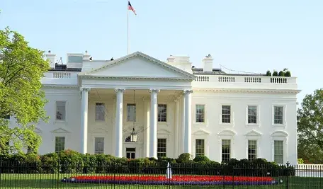 1620px-1122-WAS-The_White_House.webp