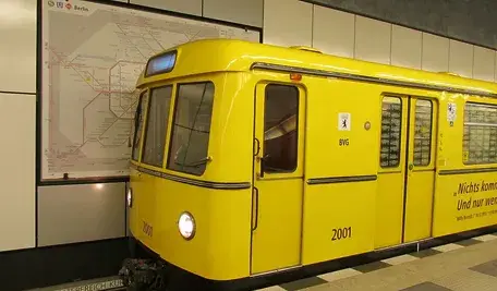 subway-2902639_1280.webp