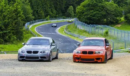 race-2192023_1280.webp