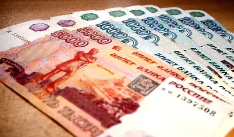 1654px-Russian_rubles.webp