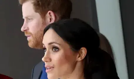 Prince_Harry_and_Ms._Markle_visit_Titanic_Belfast_(40973153941) 2024-11-29_20.20.25.webp