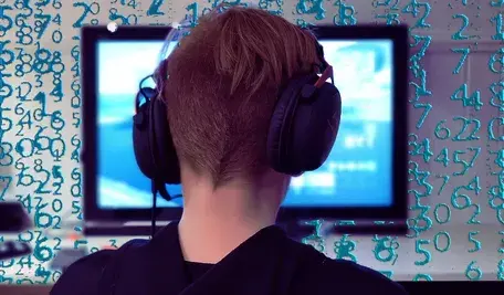 gamer-5979004_1280.webp