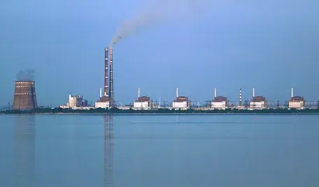 1496px-Kernkraftwerk_Saporischschja (1).webp