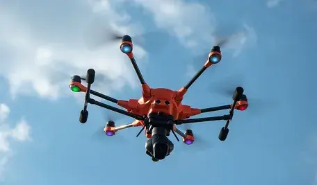drone-3565438_1280.webp