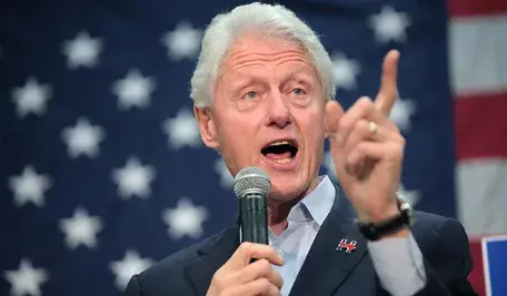 1620px-Bill_Clinton_(25881799091).webp