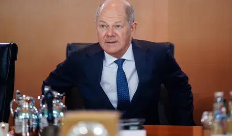 mid-epa11812874.webp