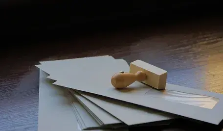 envelopes-6134807_1280.webp