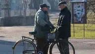 people-talking-908342_1280.webp