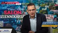 Redaktor prowadzący program „Salon Dziennikarski”, Jacek Karnowski  w studiu telewizji wPolsce24