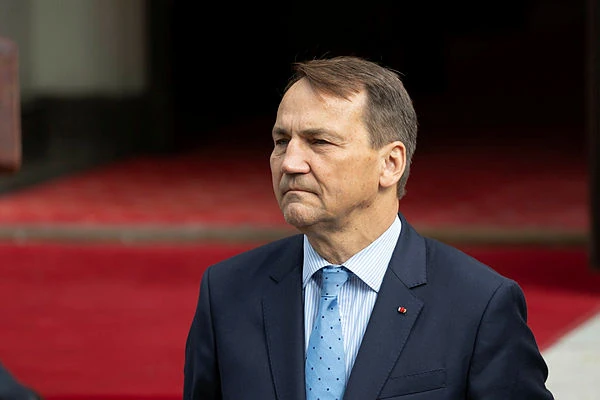 Sikorski odznaczył kontrowersyjnego niemieckiego profesora. Loew wyróżniony mimo wcześniejszych wypowiedzi o Holokauście