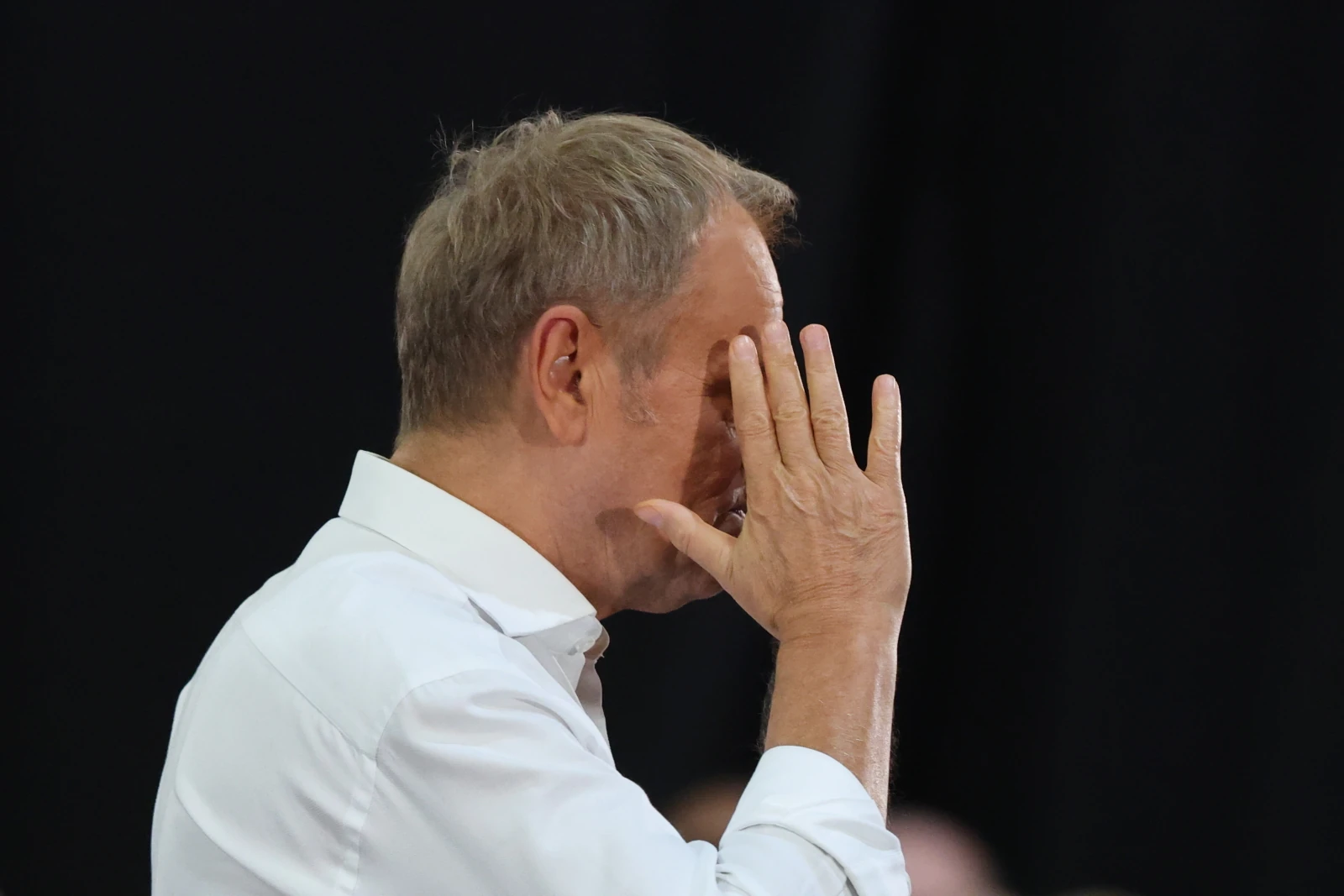 Polacy mają dość Tuska. Większość chce, by odszedł