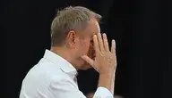 Premier RP Donald Tusk przemawia podczas otwartego spotkania z mieszkańcami w siedzibie Zespołu Szkół Ponadpodstawowych nr 4. w Piotrkowie Trybunalskim, 15 bm. 