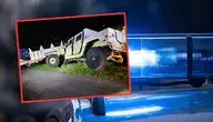 Uszkodzony amerykański pojazd wojskowy stojący na poboczu autostrady A2 po wypadku z busem. Jeden z pojazdów kolumny wojskowej, w której rannych zostało kilku żołnierzy.