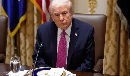 Secret Service odkrył stanowisko strzeleckie w pobliżu lotniska, na którym lądował samolot prezydenta Trumpa. Nie jest wykluczone, że ktoś szykował na niego zamach, ale na razie brak na to dowodów