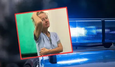 Radiowóz policyjny oraz zdjęcie kobiety o jasnych włosach, której tożsamość próbuje ustalić warszawska policja.