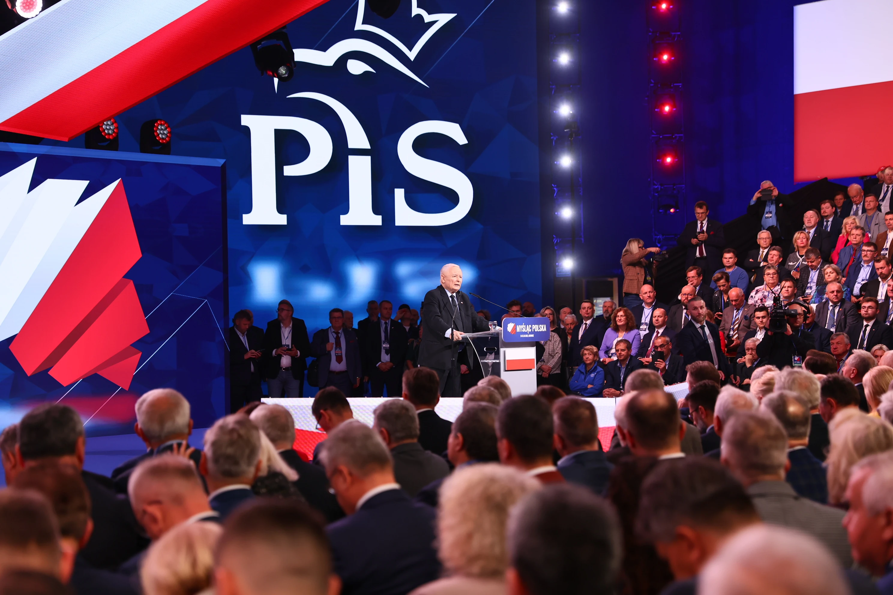 Konwencja programowa PiS „Myśląc: Polska” ruszyła w Katowicach