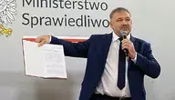 Waldemar Żurek, minister sprawiedliwości, podczas konferencji prasowej.