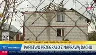 Zniszczony dom w miejscowości Wyryki na Lubelszczyźnie po uderzeniu rakiety, której celem był rosyjski dron. Mieszkańcy wciąż czekają na odbudowę obiecaną przez państwo