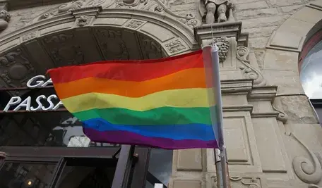 Nabożeństwo LGBT w kościele św. Anny w Münster, wierni i duchowni podczas transmisji ZDF