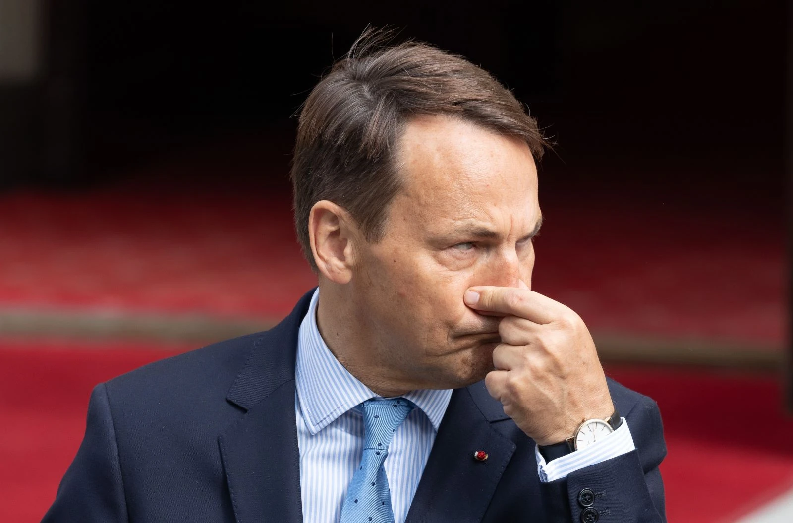 Czy Sikorski to wytrzyma? Jest nowy sondaż dotyczący jego rywalizacji z Tuskiem