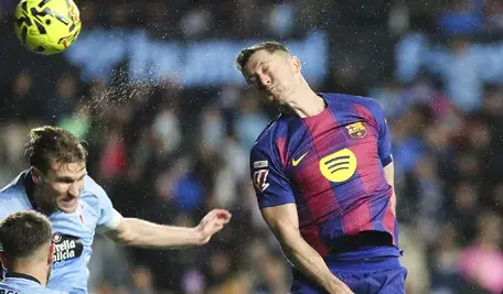 Robert Lewandowski wrócił do najwyższej formy i przypomniał, dlaczego od lat należy do elity światowego futbolu. W niedzielnym meczu wyjazdowym z Celtą Vigo kapitan reprezentacji Polski zdobył hat-tricka, prowadząc FC Barcelonę do zwycięstwa 4:2.