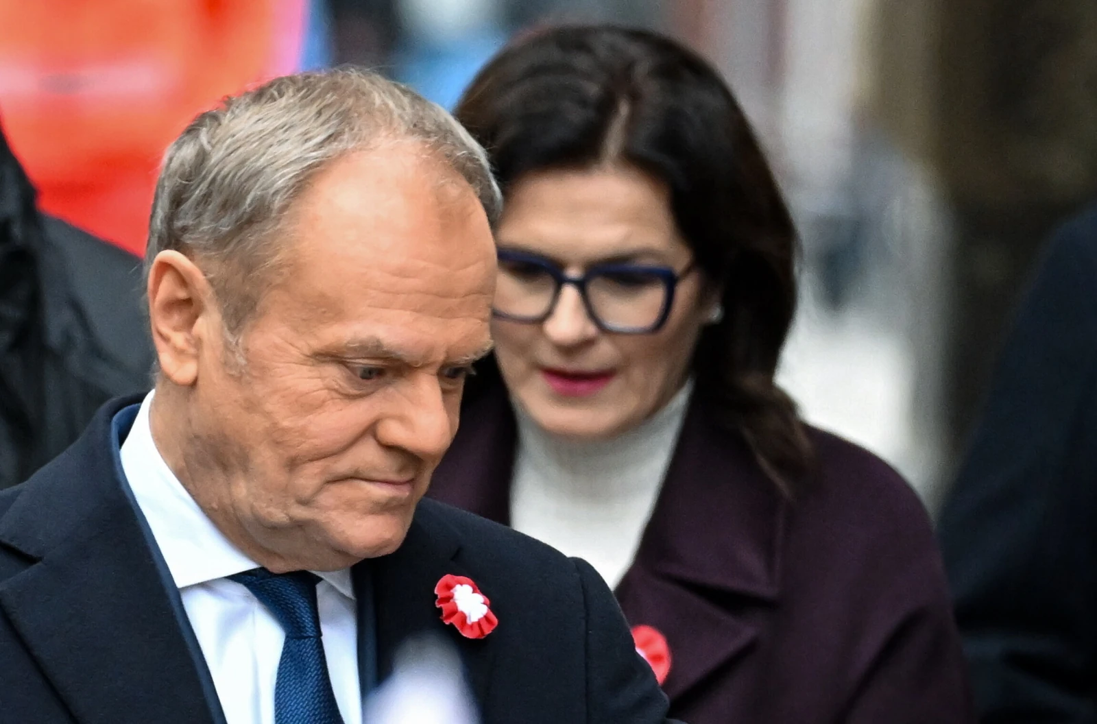 Donald Tusk znowu to zrobił, ale wstyd! Premier pomylił słowa hymnu Rzeczypospolitej Polskiej