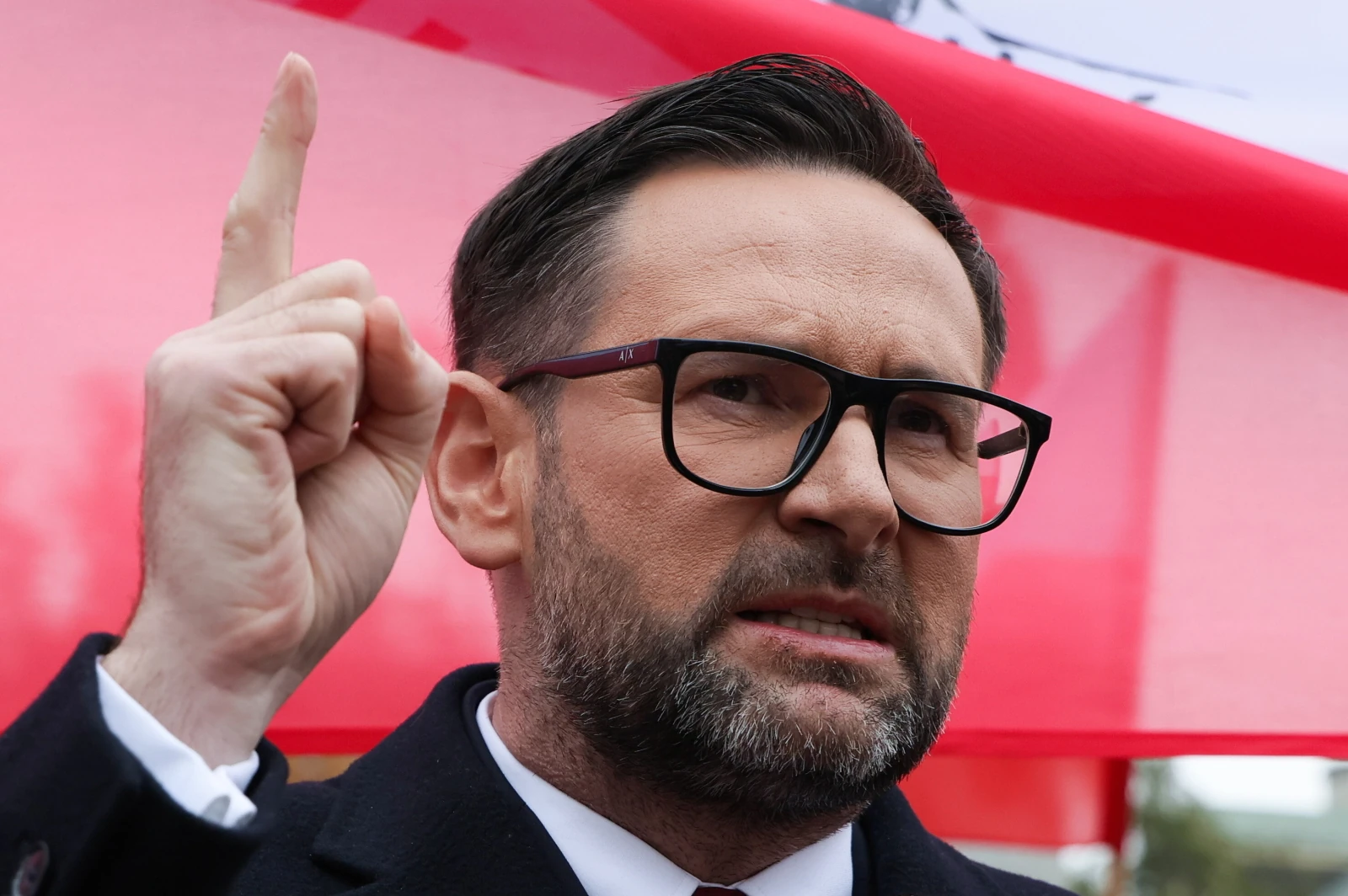 Daniel Obajtek po wizycie w prokuraturze. „Nigdy nie dam się złamać. Poradzę sobie z tą zarazą"