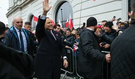 Karol Nawrocki może zawetować ustawę regulującą rynek kryptowalut w Polsce.