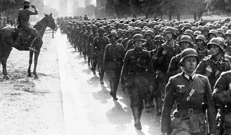 Zespół genetyków kierowany przez prof. Turi King odkrywa, że Adolf Hitler mógł cierpieć na zespół Kallmanna – rzadkie zaburzenie hormonalne ujawnione w nowym dokumencie Channel 4.”