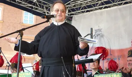 Rząd żąda odo. Rydzyka zwrotu 210 mln zł