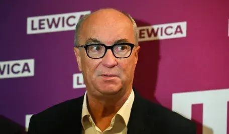 Współprzewodniczący Nowej Lewicy, wicemarszałek Sejmu Włodzimierz Czarzasty podczas konferencji prasowej, po Zachodniopomorskim Kongresie Nowej Lewicy w Szczecinie