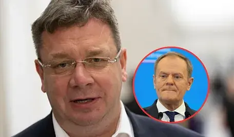 Michał Wójcik, poseł Prawa i Sprawiedliwości, podczas wypowiedzi dla mediów.