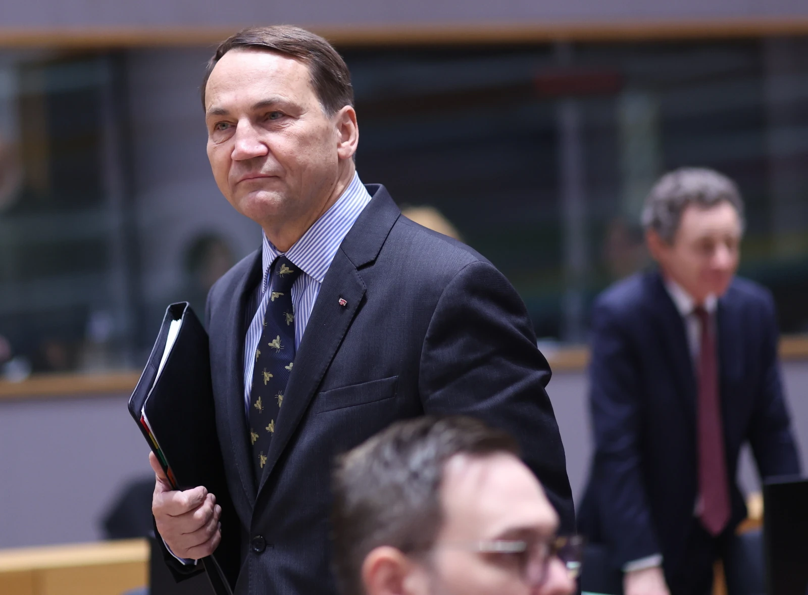 Sikorski chce dać Ukrainie 100 milionów dolarów