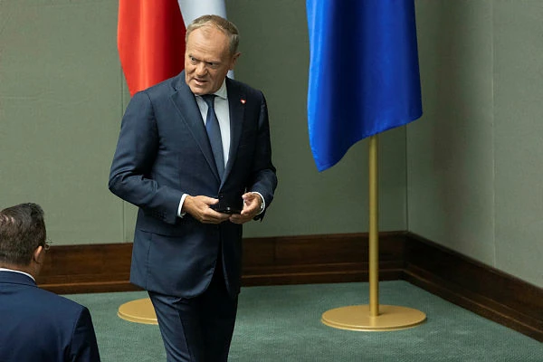 Российский шпион появился на конгрессе с участием Туска! Шокирующие закулисья мероприятия министерства