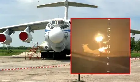 Zniszczona rosyjska baza lotnicza w Taganrogu po ukraińskim ataku dronów, z widocznymi szczątkami specjalistycznego samolotu A-60 – latającego laboratorium broni laserowej