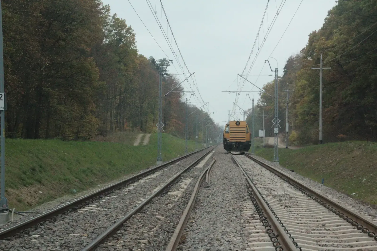 To mogło zakończyć się tragedią. Maszynista w ostatniej chwili zatrzymał pociąg pasażerski na stacji Piotrków Trybunalski