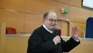 Tadeusz Rydzyk w kontekście działań CBA i śledztwa dotyczącego Fundacji „Lux Veritatis” oraz Funduszu Sprawiedliwości.