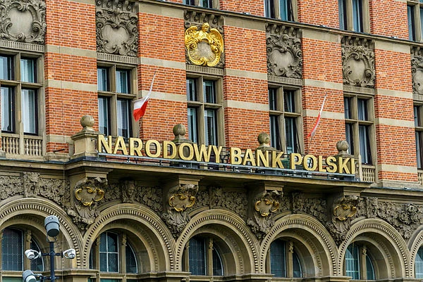 NBP ujawnia: inwestycje w Polsce runęły! Najgorszy wynik od lat