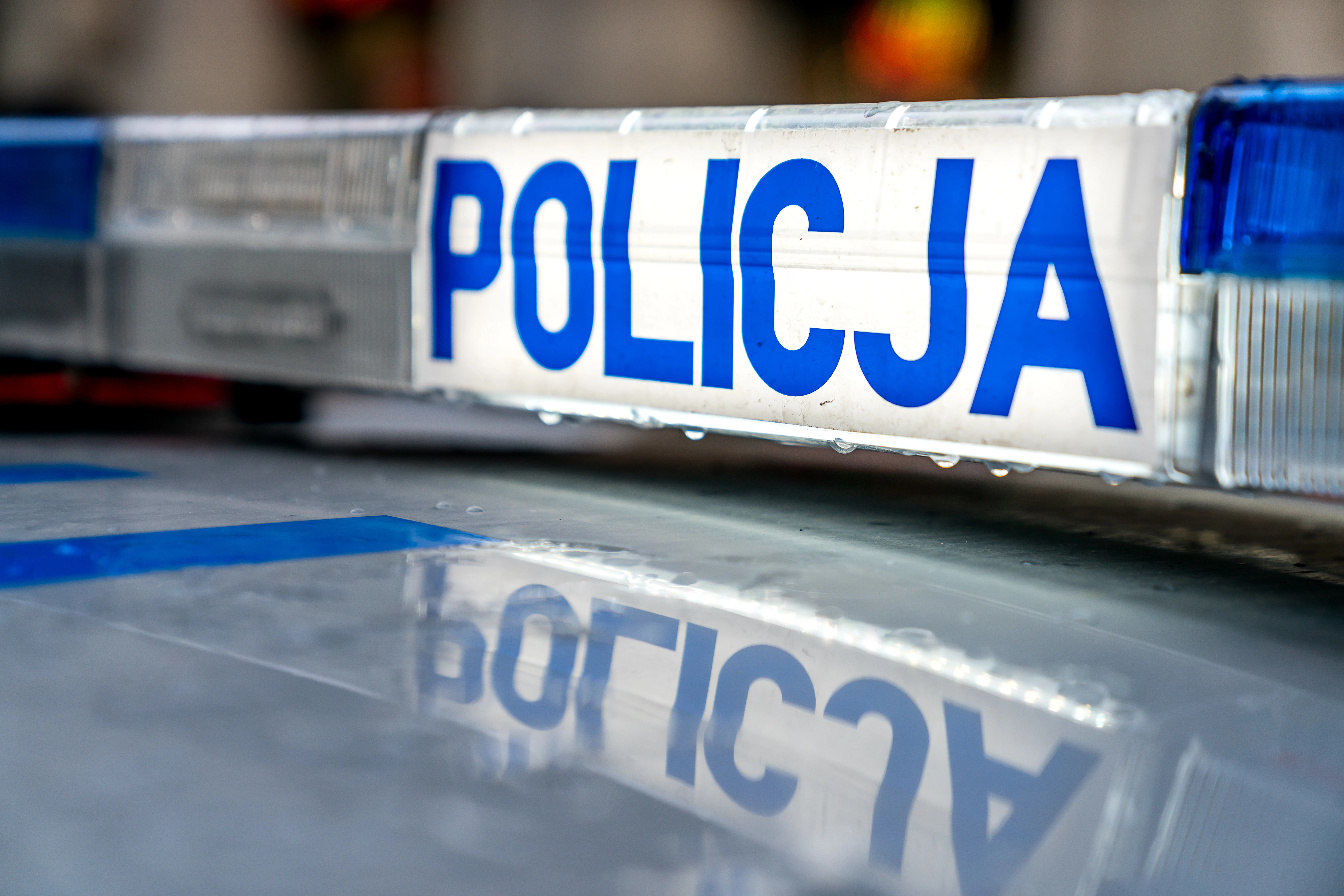 3,5-latka błąkała się w piżamce po Białymstoku. Policjanci dotarli do matki, a tam... zaskoczenie