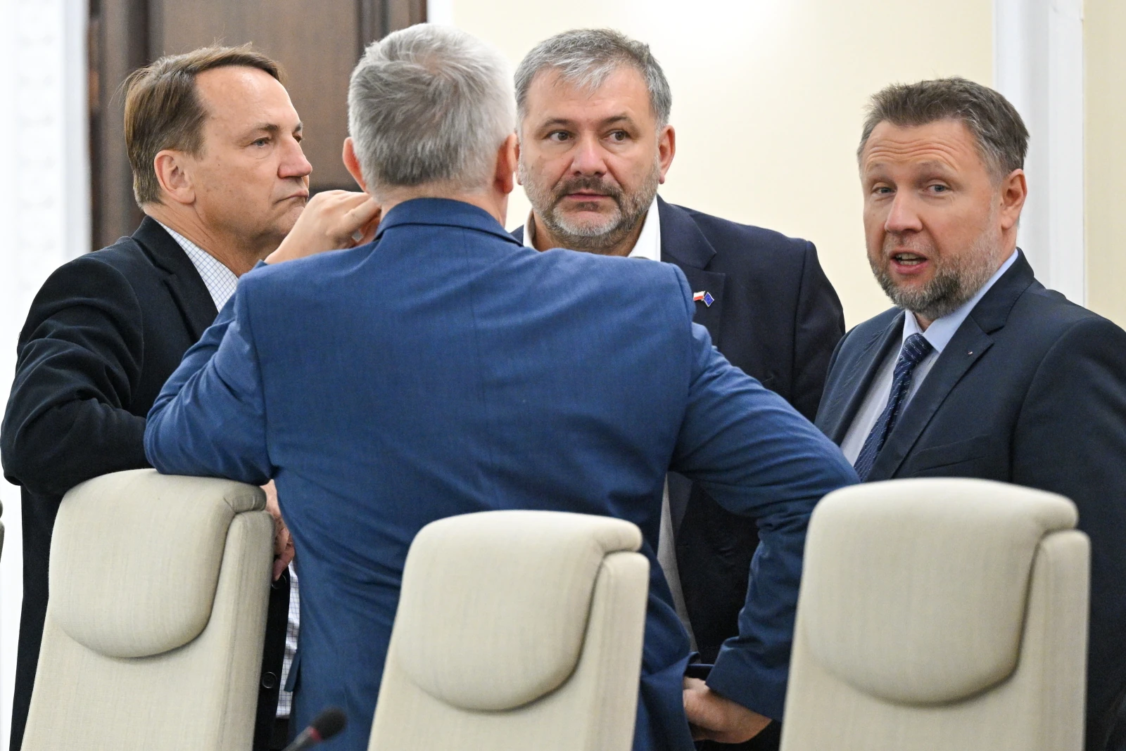 Журек делает точно то же самое, за что преследует Зиобро! Лицемерие, шизофрения или крайняя наглость?