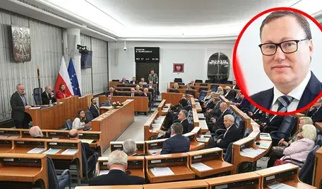 Senator Bierecki w czasie posiedzenia Senatu RP