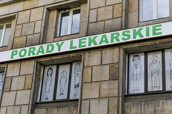 Kontrowersje wokół zarobków lekarzy. Rząd szykuje limity