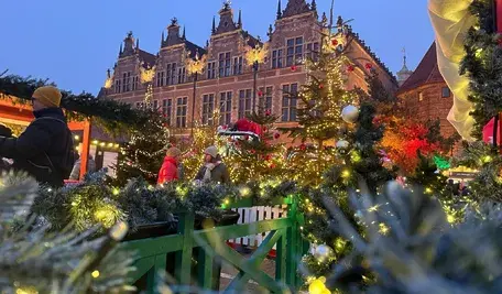 Jarrnark bożonarodzeniowy w Gdańsku. Takie jarmarki przyciągają wielu turystów z Niemiec, dla których ważne jest bezpieczeństwo