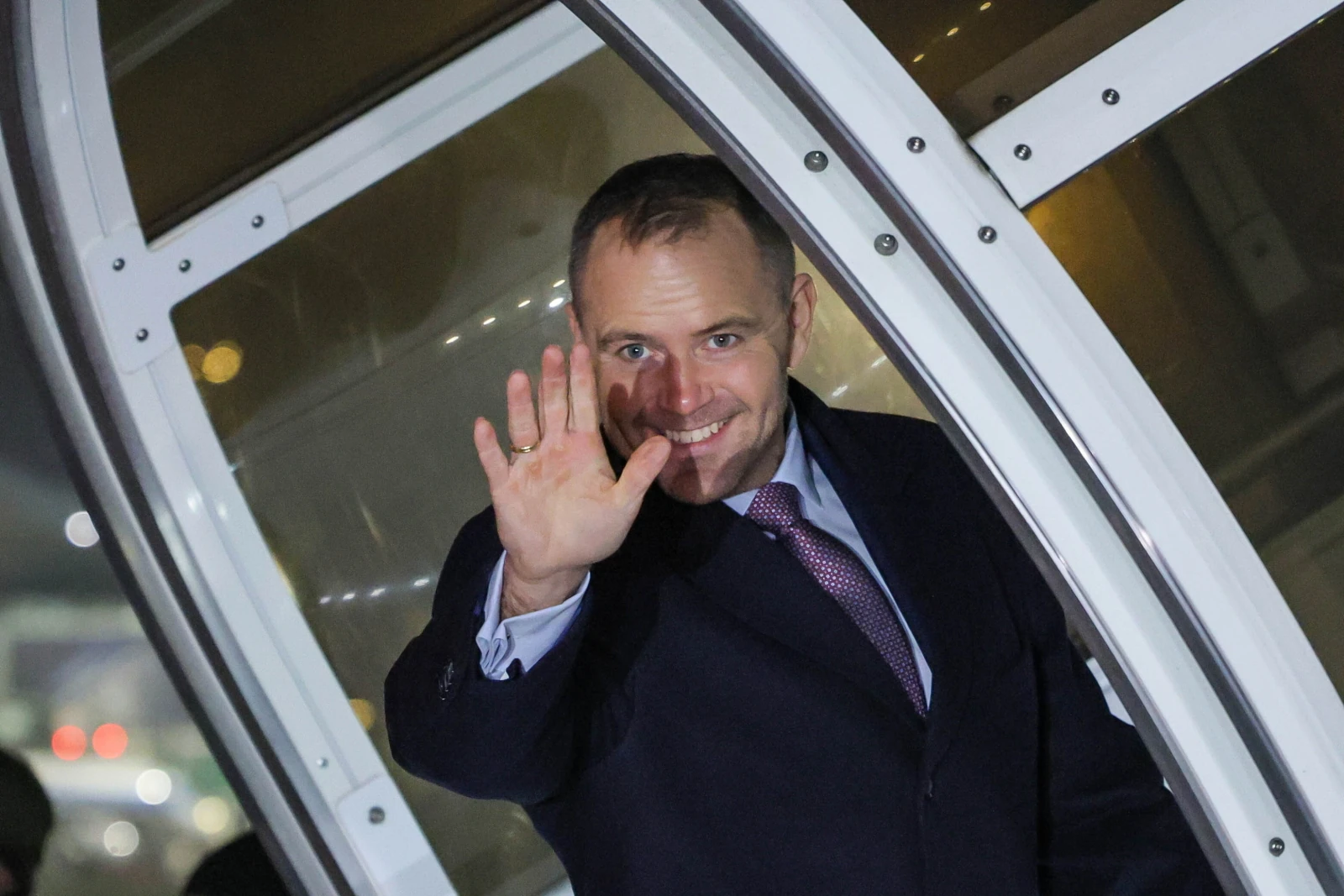 Rząd pominął prezydenta ws. przekazania MIG-ów? Sensacyjne doniesienia doradcy Nawrockiego