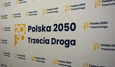 Zdjęcie ilustruje artykuł o siedmiu kandydatach ubiegających się o stanowisko nowego lidera Polski 2050 po rezygnacji Szymona Hołowni